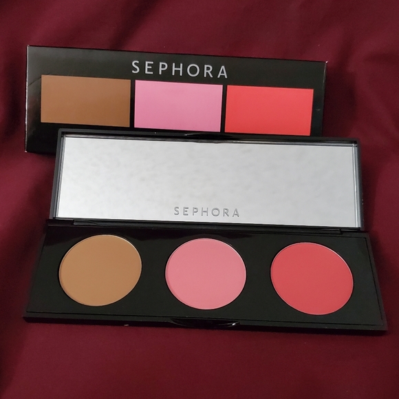 Sephora Other - Sephora Bronzed and Blushing Face Palette